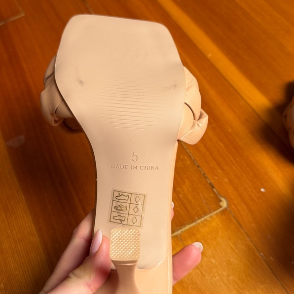 ASOS Wide Fit Women’s Braided Beige Mule Heels Size US 7.5 - Picture 4 of 5